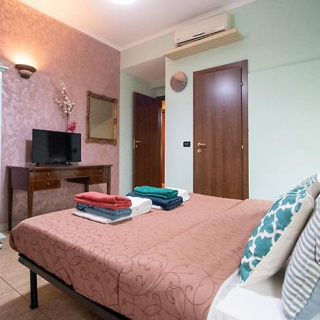 B&B Colorful Suite Yard Рим Экстерьер фото