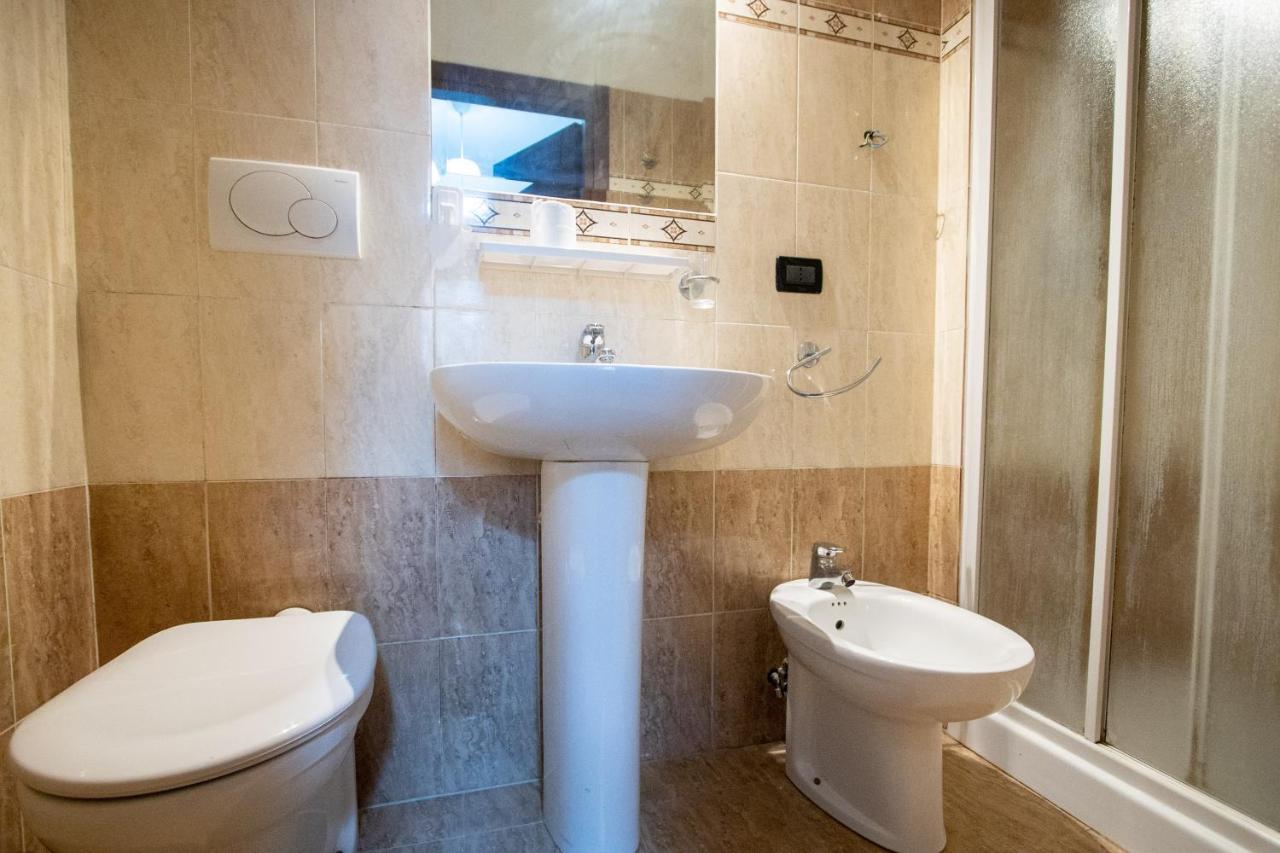 B&B Colorful Suite Yard Рим Экстерьер фото