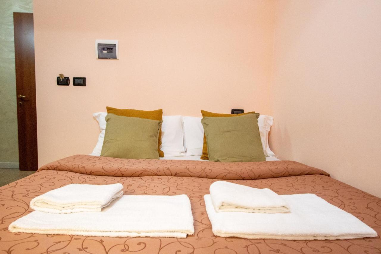 B&B Colorful Suite Yard Рим Экстерьер фото