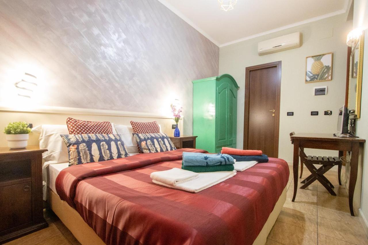 B&B Colorful Suite Yard Рим Экстерьер фото